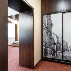 Губернский - 103