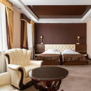 Губернский - 118