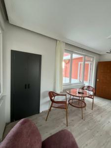 Erkal Pension - 67