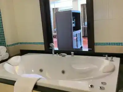 Patong Paragon Resort & Spa Sha Extra Plus - 202