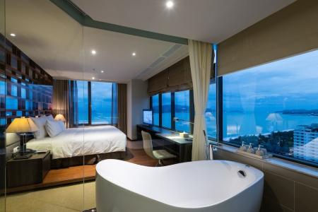 Nha Trang Beach - 114