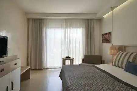 Atlantica Aeneas Resort - 12