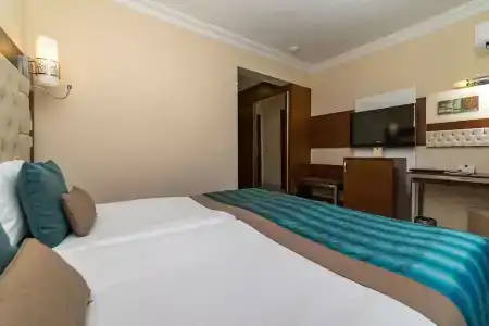 Kamelya K Club - 216