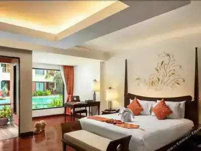 Patong Paragon Resort & Spa Sha Extra Plus - 176