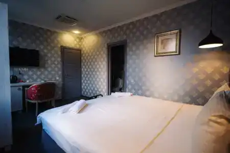 Day Inn - 104