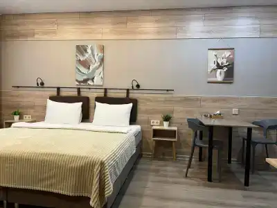 Room12 - 103