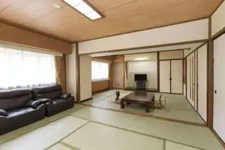 Itoen Hakone Yumoto - 60