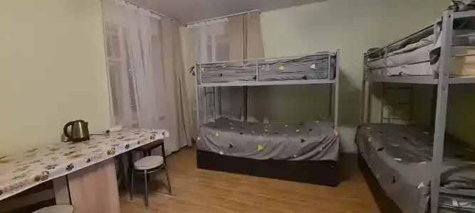 У Кремля - 45