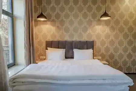 Day Inn - 60