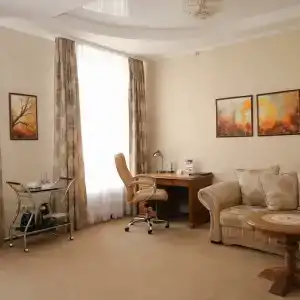 Губернская - 100