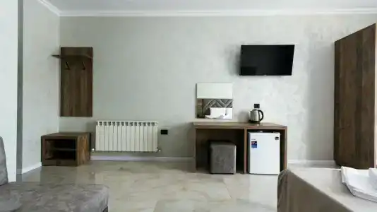 Grand Paradise - 101