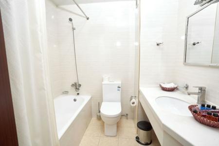 Rakat Plaza - 142