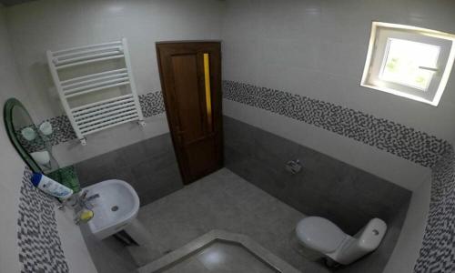 Azhdahak - 27