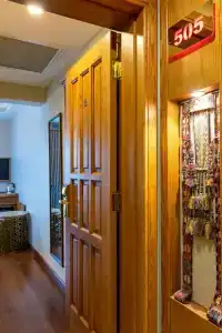 Sultanhan - Special Category - 80