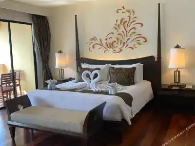 Patong Paragon Resort & Spa Sha Extra Plus - 229