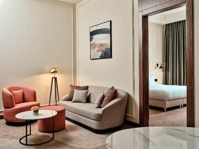 Crowne Plaza, An Ihg Hotel - 124