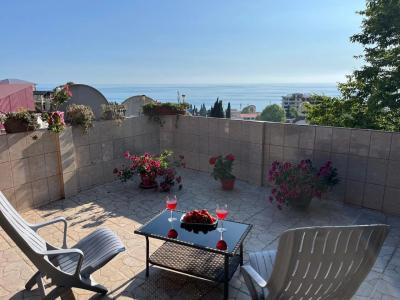 У Роберта - 89