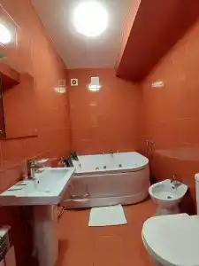Motzart Hall - 87