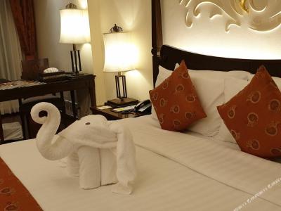 Patong Paragon Resort & Spa Sha Extra Plus - 174