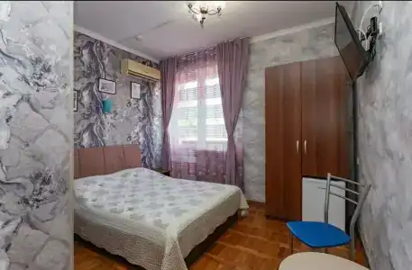 Дельфина - 63