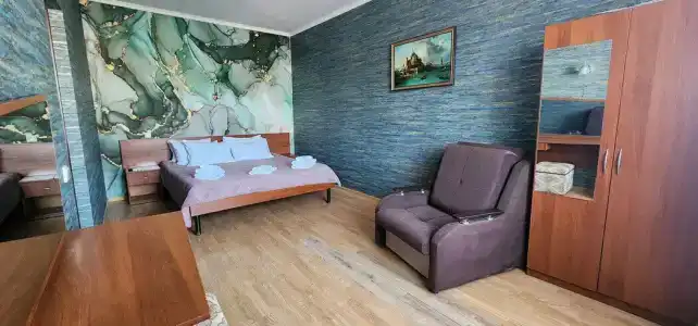 Дельфина - 96