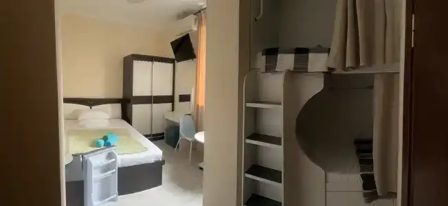 Laza Hall - 62