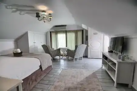 Beyaz Ev Agva - Adult only +15 - 311