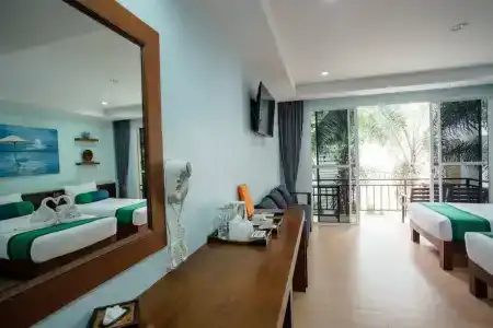 Ark Bar Beach Resort - 200