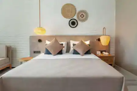 Side Royal Palace - 68