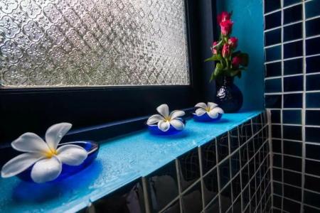 Laemsing Whitehouse - 79