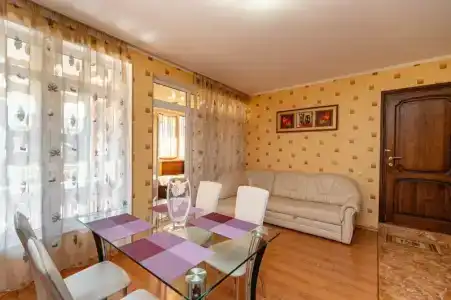 В Ялте - 60