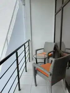 На ладони - 60