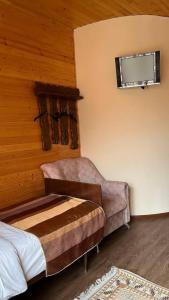 Kirch & Restaurant - 136