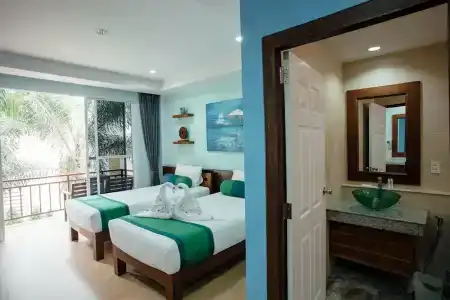 Ark Bar Beach Resort - 212