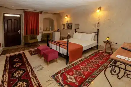 Nessa Cave - 262