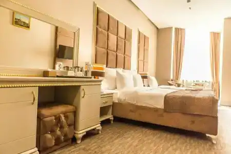 Grand Sapphire - 119