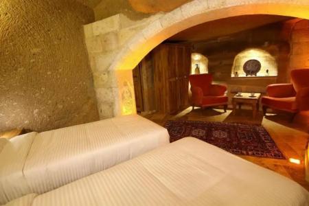 Caldera Cave - 125