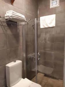 Corner Hot - 104