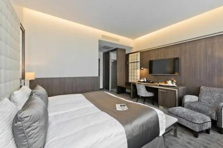 Congress Avenue - 62