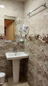 Kirch & Restaurant - 142