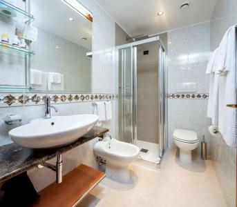 Best Western Plus Tigullio Royal - 63