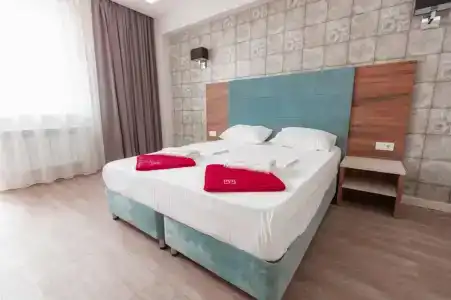 RedHouse - 118