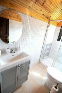 Beyaz Ev Agva - Adult only +15 - 310
