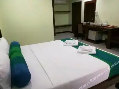 Ark Bar Beach Resort - 227