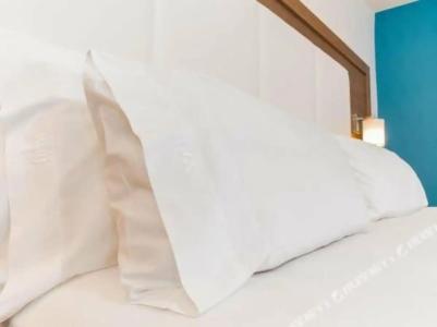 Holiday Inn Express Hollywood Walk Of Fame, An Ihg - 129