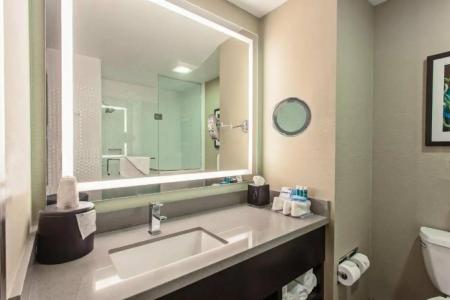 Holiday Inn Express Hollywood Walk Of Fame, An Ihg - 337