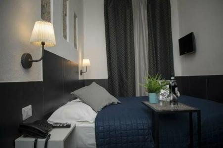 Ideal Boutique - 370