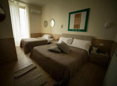 Ideal Boutique - 541