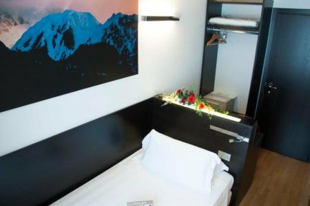 Card International - 138