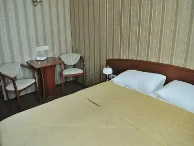 Замковый - 60